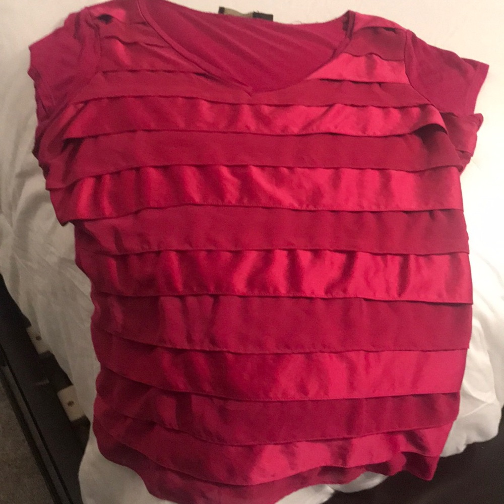 Hot pink dressier T-shirt
